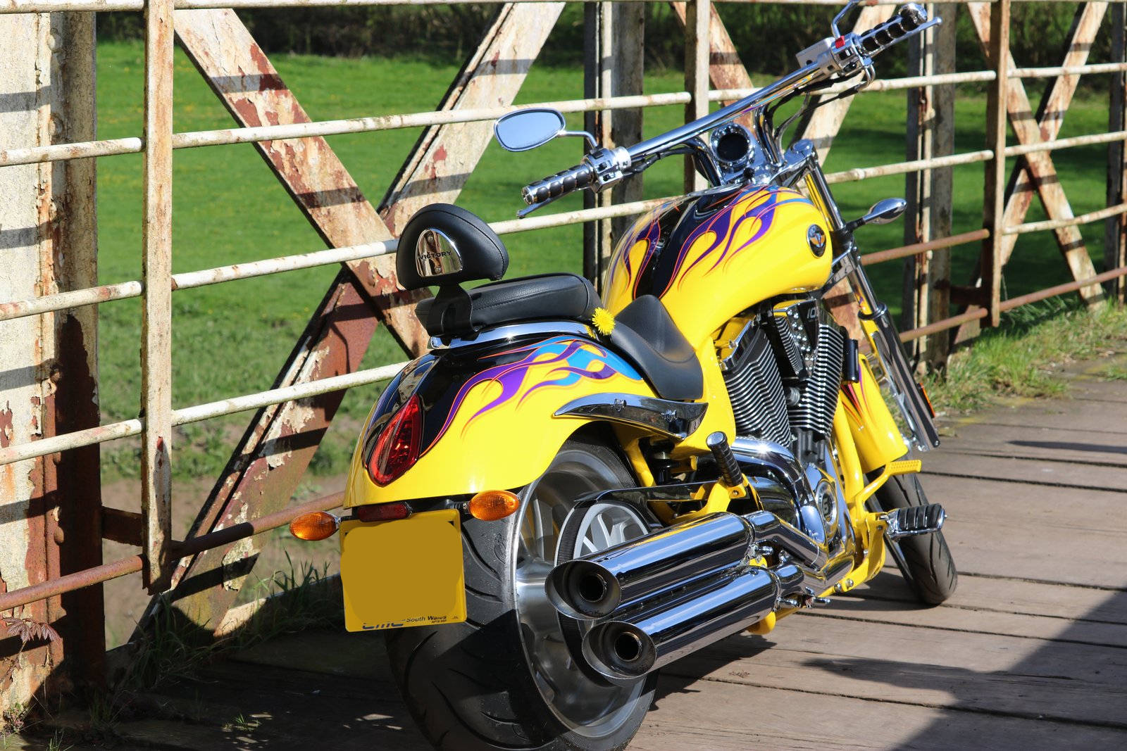 Image of arlen ness victory jackpot for sale013 <h2>2020-06-07 - Arlen Ness Signature Victory Vegas Jackpot for Sale</h2>