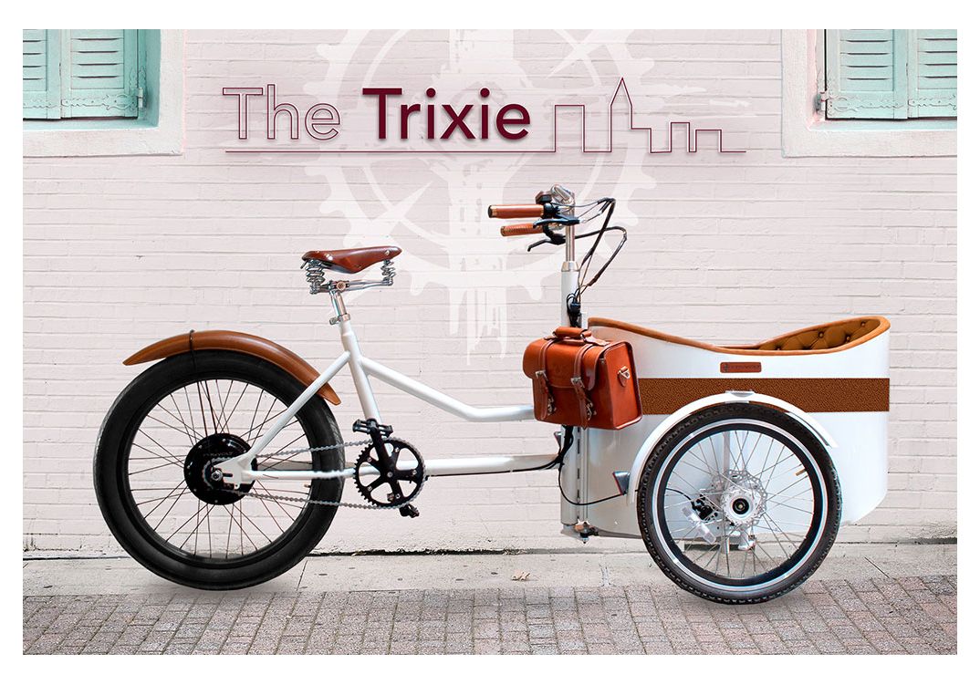 Rayvolt Trixie Eletric Tricycle Lifestyle 2Image with link to high resolution version