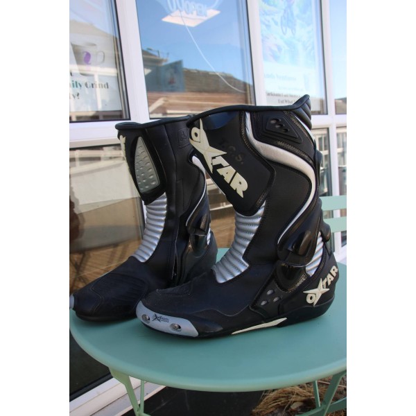 Air Ambulance Donation Oxtar Sports Boots Size 42 (8)