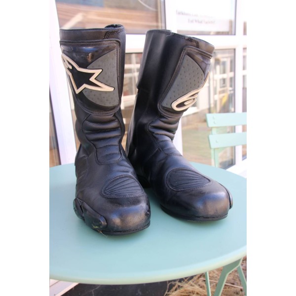 Air Ambulance Donation Alpinestars Men's Motorcycle Boots Size 45 (UK 11)