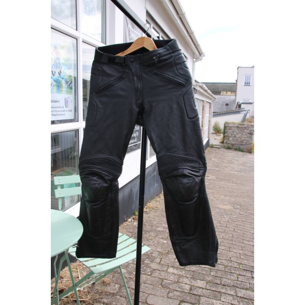 Air Ambulance Donation Dainese Leather Motorcycle Pants Size Euro 48