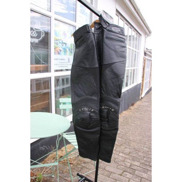 Air Ambulance Donation Classic Lewis Leathers Leather Motorcycle Pants, Size 36